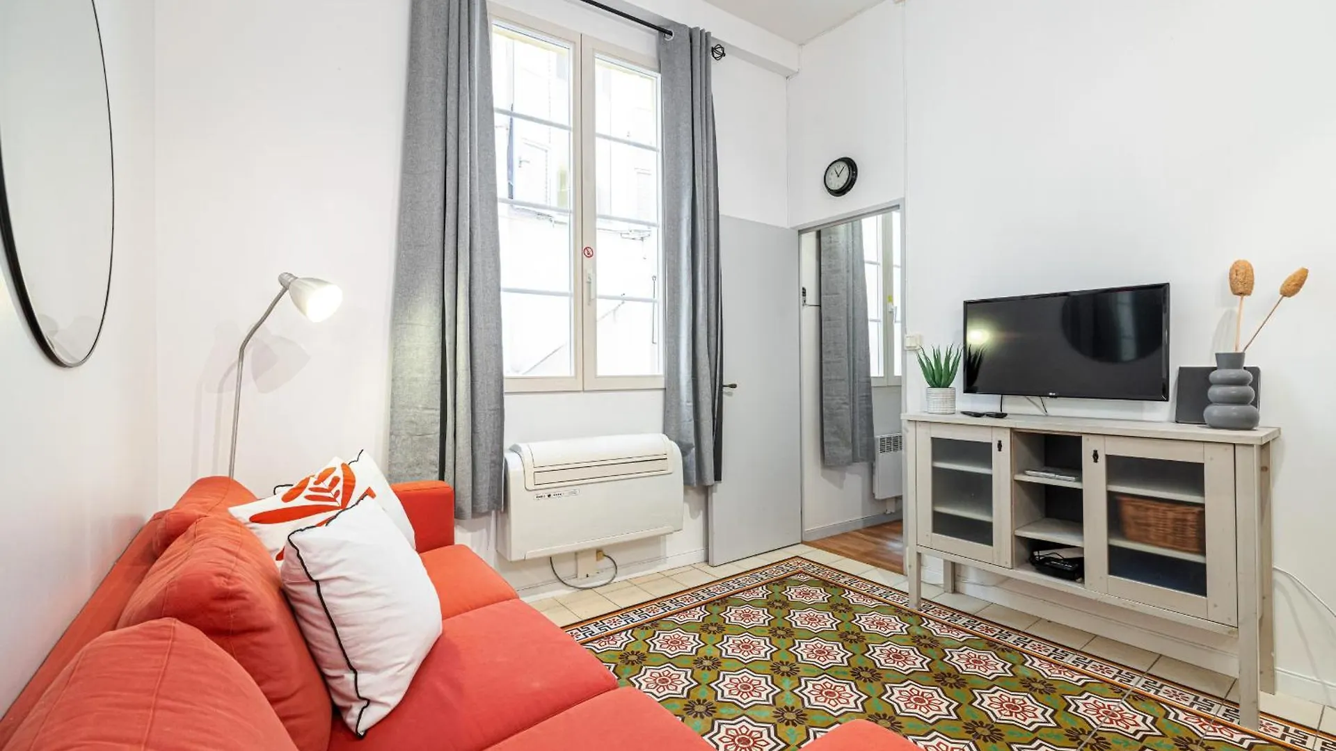 2 Bdr With Independent Studio - Old Town Nice