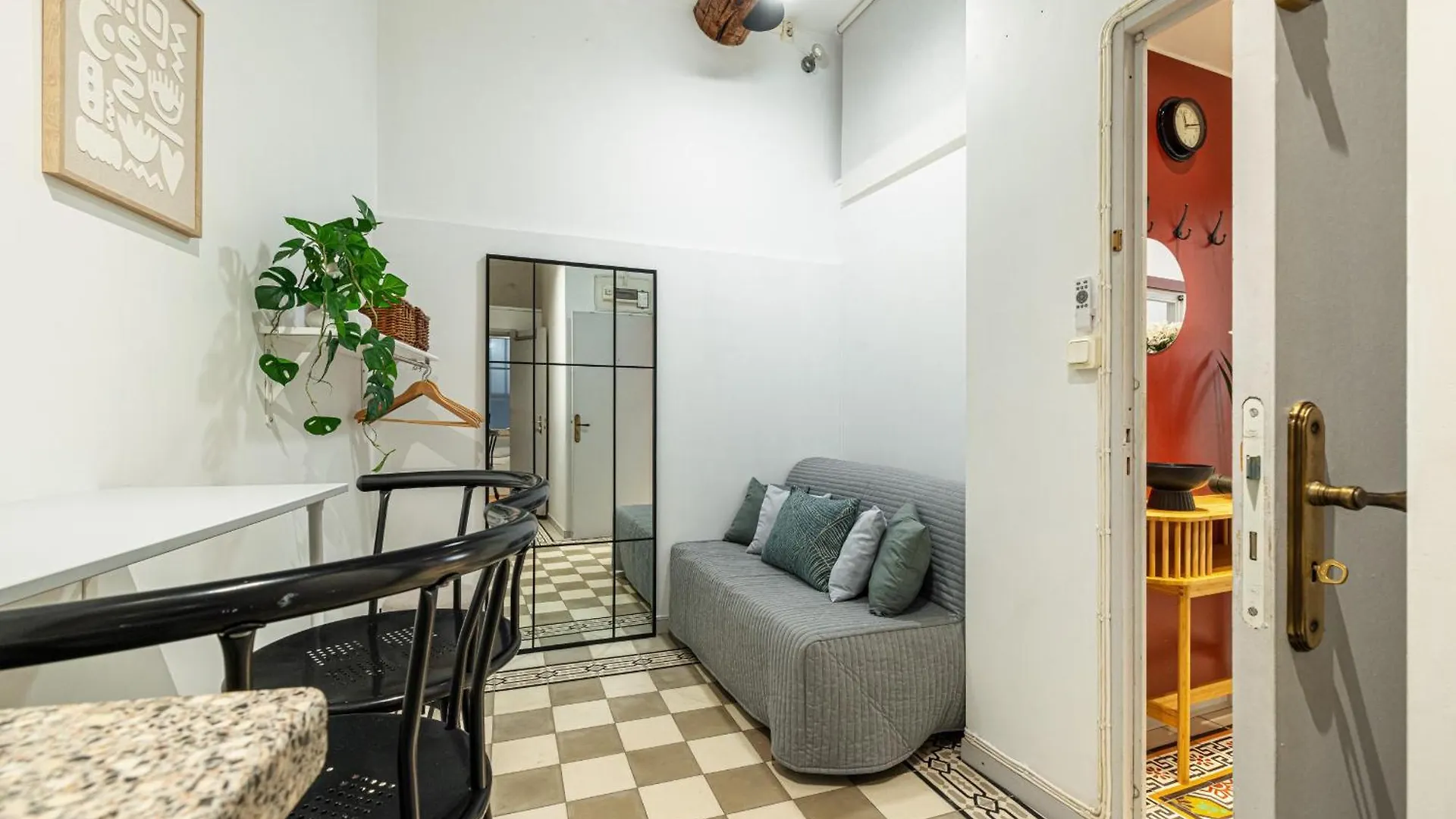 2 Bdr With Independent Studio - Old Town Nice Apartment