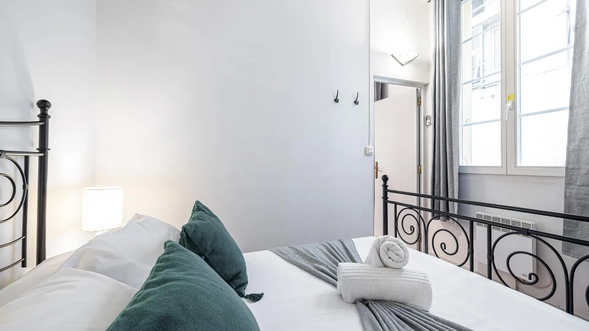 Apartmán 2 Bdr With Independent Studio - Old Town Nice